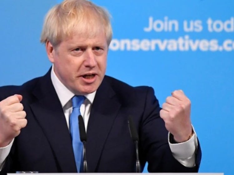 Boris Johnson reapareció en público tras recuperarse del virus