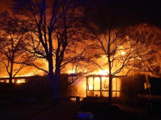 Cerca de 30 animales murieron al incendiarse un zoológico en Alemania