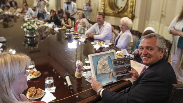 Fernández se reunió con organismos de derechos humanos y dijo que «no quiere tener presos políticos»