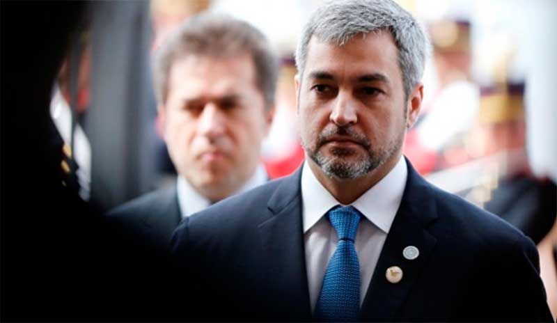 Luego de que se descompensara confirmaron que el presidente de Paraguay tiene dengue