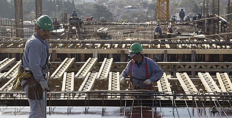 El Gobierno ajusta detalles sobre el bono para trabajadores del sector privado