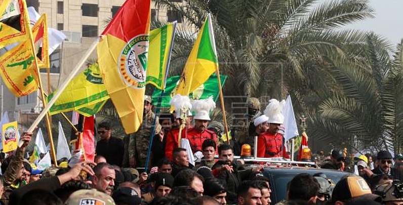 Marchas fúnebres en Bagdad para despedir a Soleimaní y los otros ‘mártires’