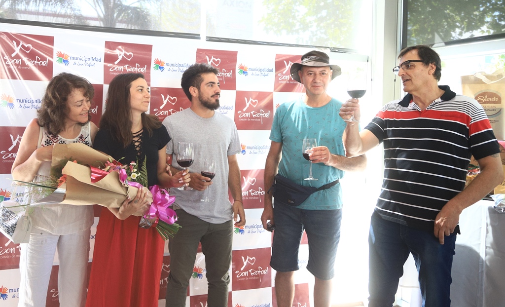 Entregaron obsequios  a los primeros turistas de 2020