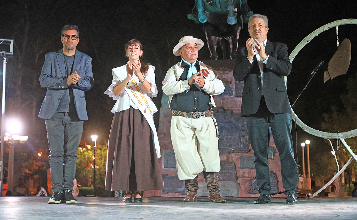 Se realizó la Bendición de los Frutos en la plaza San Martín