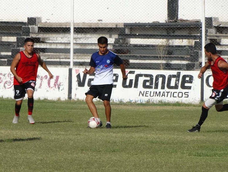 Empate de Quiroga ante Huracán Las Heras en un nuevo amistoso