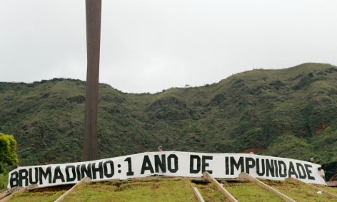 Francisco recordó al mundo la tragedia humana y ambiental, a un año del colapso de la minera Vale en Brasil