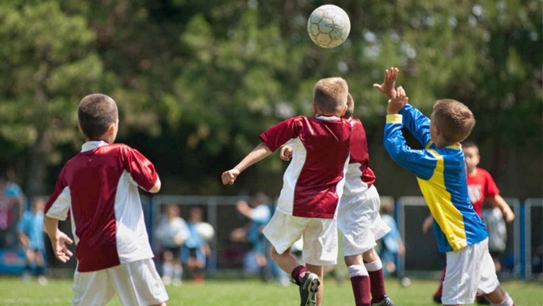 La FIFA analiza tomar medidas contra el cabezazo