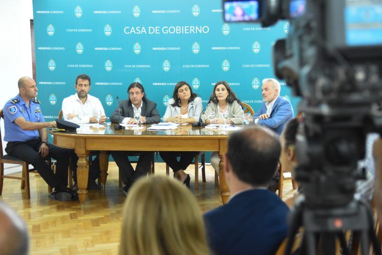 El Gobierno presentó el megaoperativo turístico Verano 2020