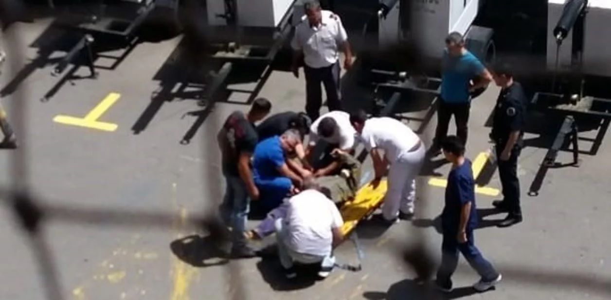 Un obrero que pintaba La Bombonera cayó al vacío y esta grave