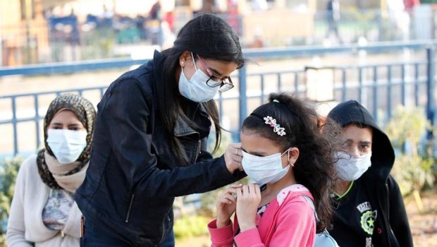 El mundo intenta aislar a China: 304 muertos y 14.430 infectados