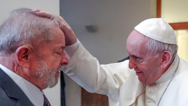 Francisco recibió a Lula en el Vaticano durante una hora
