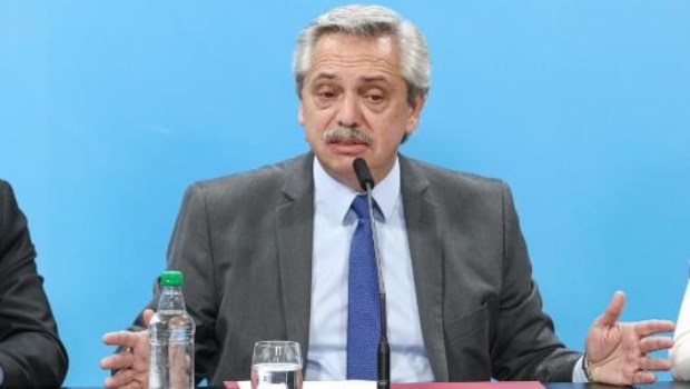 El Presidente mostró un informe y dijo que no hubo ningún ajuste sobre los jubilados