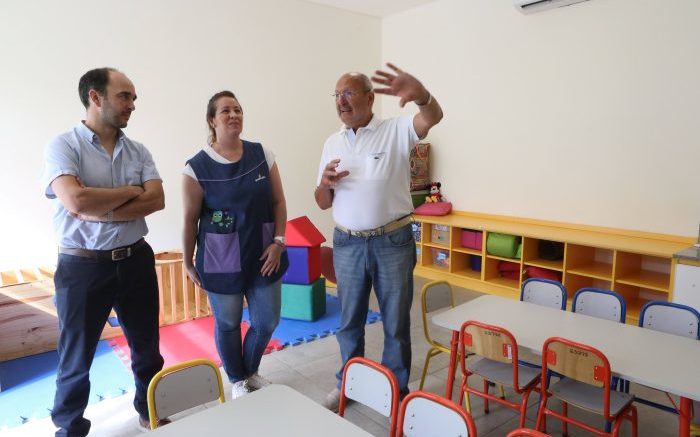 Thomas recorre la provincia para acordar políticas educativas y trabajar junto a los municipios