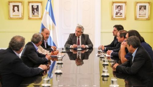 El Presidente se reunió con representantes sindicales de la educación