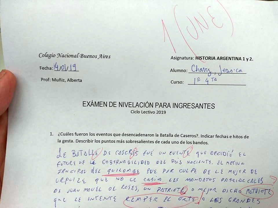 Hizo el examen con lenguaje inclusivo: le pusieron un “une”
