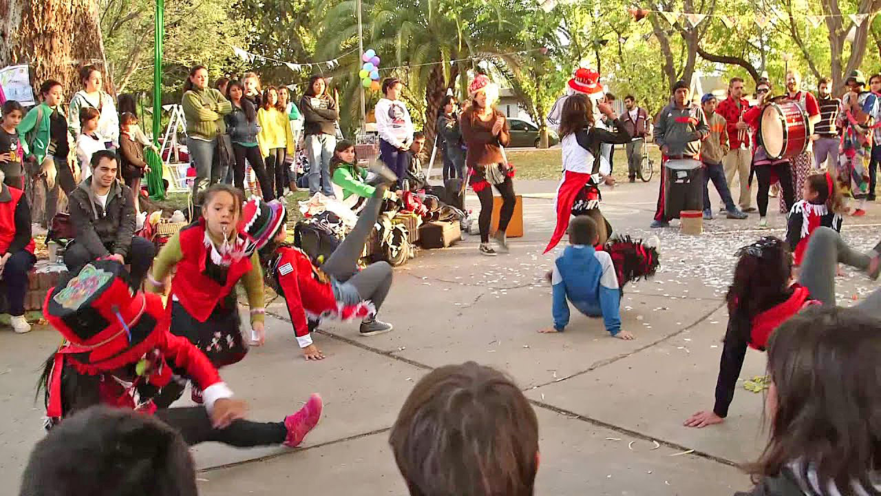 Pueblo Diamante  se viste de fiesta  para otro Carnaval