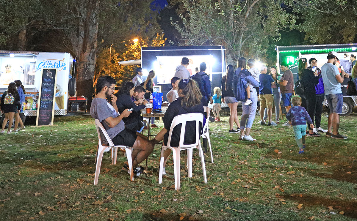 Vuelve la Feria de las Culturas a la Rotonda del Gaucho
