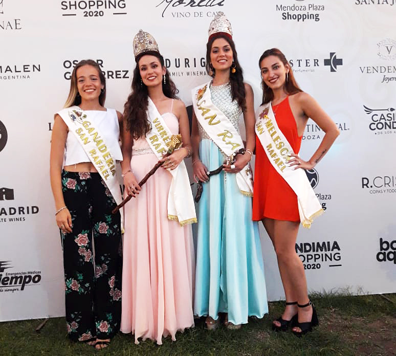 Reinas sanrafaelinas participaron  en la tradicional  “pisada de uva”