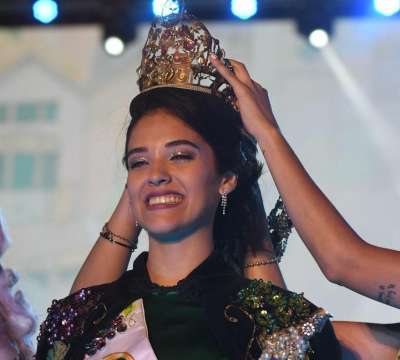 Godoy Cruz coronó a Sofía Leyes como su reina departamental