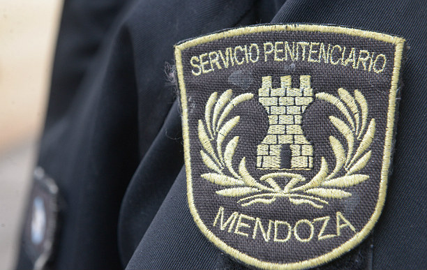 Ciudad de Mendoza: Encontraron a tres penitenciarios comprando drogas