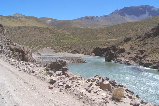 Señalan que es “prácticamente imposible”  el trasvase del río Grande al Atuel