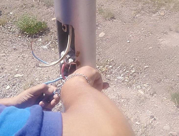 Preocupación por los reiterados robos y vandalismo  en las luminarias de plazas y paseos