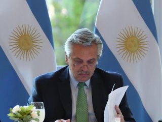 Alberto Fernández descartó declarar el estado de sitio