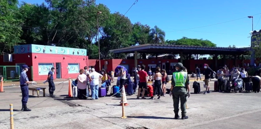 Coronavirus: Argentina cierra todas sus fronteras