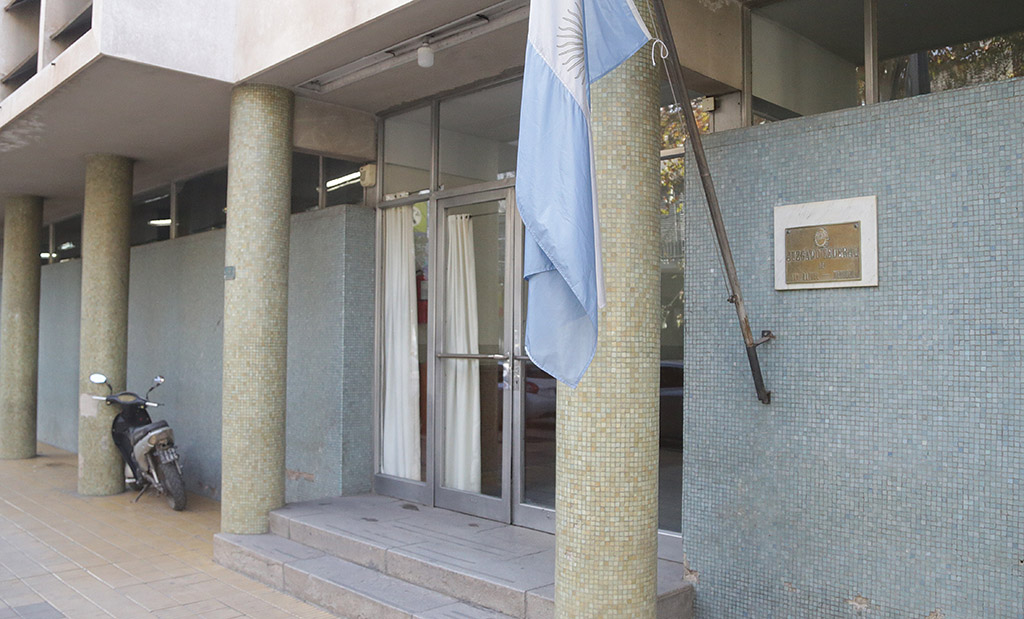 Dos empresarios, médico y bancaria sumariados  por infringir la cuarentena