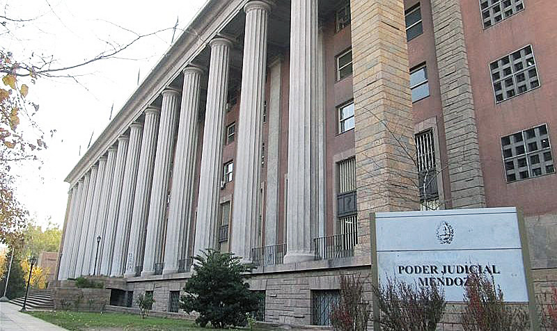 Polémica por sueldos de hasta $550.000 de empleados judiciales que cobran como jueces