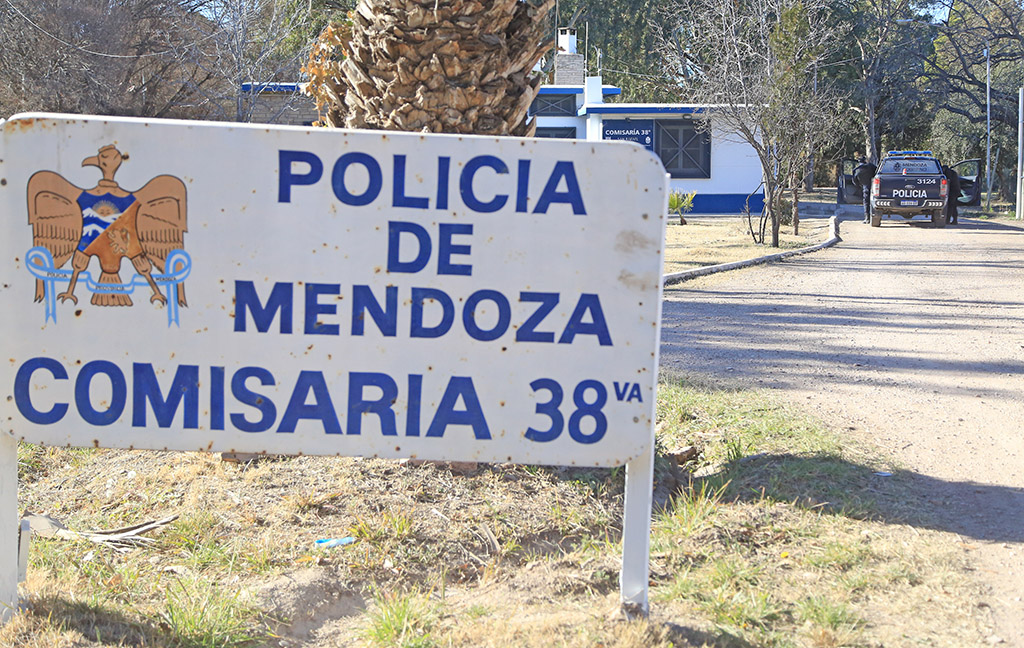 Una motociclista resultó herida de gravedad en un siniestro vial