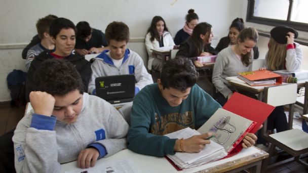 Alarma en Mendoza por el posible fin de las evaluaciones educativas