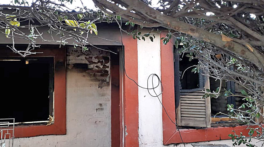 Piden colaboración para una familia  que sufrió el incendio de su vivienda
