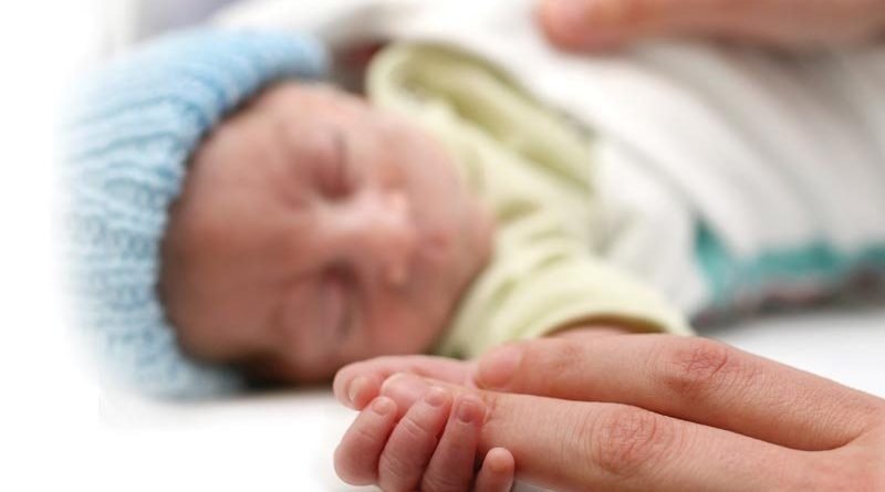 La mortalidad infantil se redujo  a la mitad en las últimas dos décadas