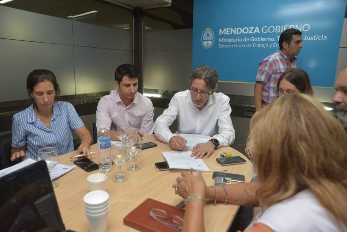 Finalizaron las reuniones por las Paritarias