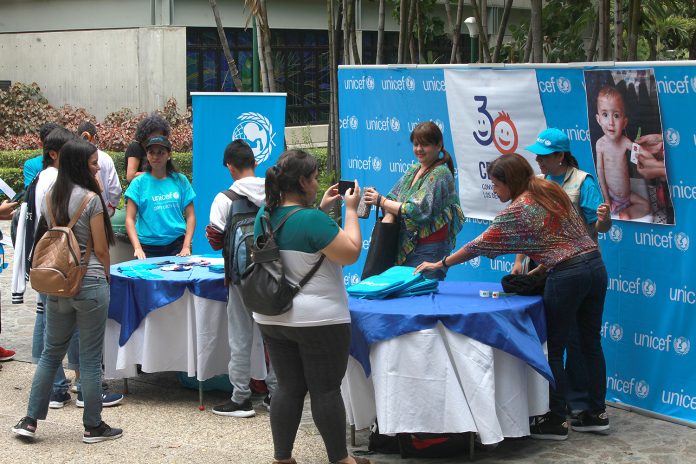 El coronavirus “no puede interrumpir la vacunación ni la educación”, advirtió Unicef