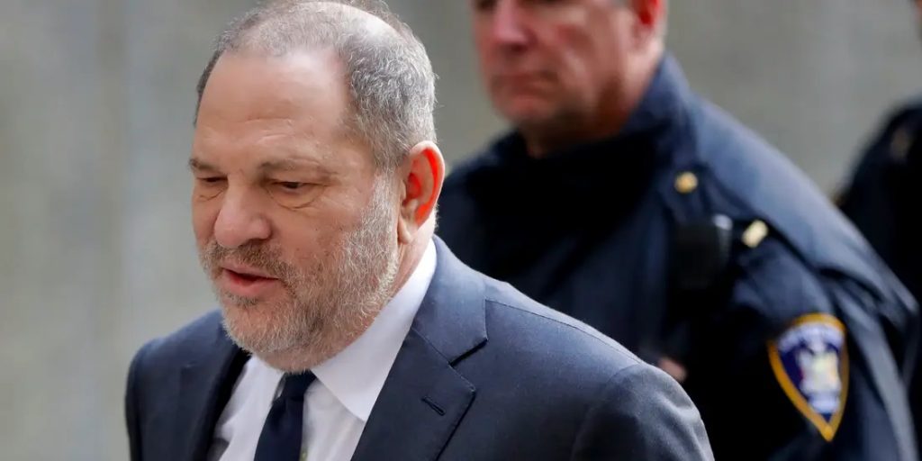 El productor Harvey Weinstein dio positivo de coronavirus en prisión