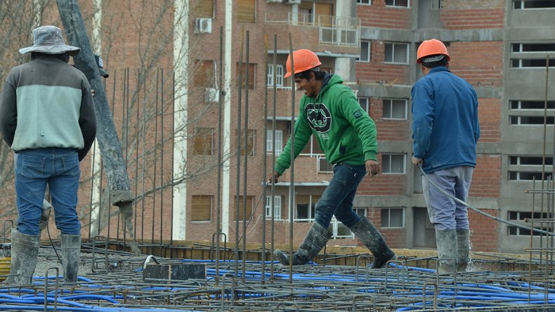 Cómo van a trabajar las obras privadas en Mendoza: por turnos y gran responsabilidad de empleadores
