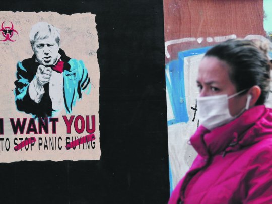 Arrecian las críticas contra el plan de Johnson