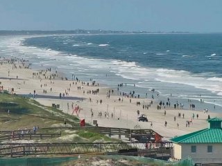 Polémica en Estados Unidos: reabrieron playas en Florida pese a la cuarentena