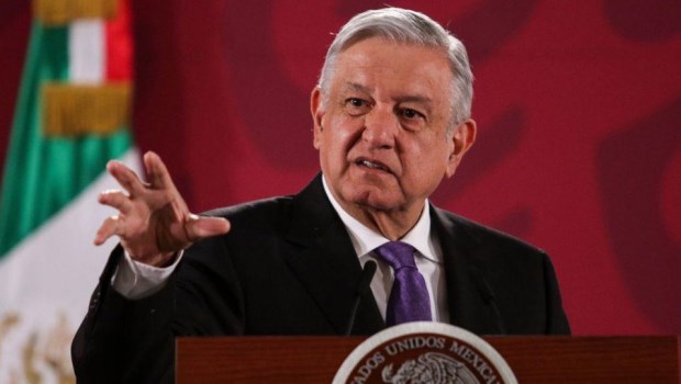 Aunque México sumó 13 nuevas muertes, López Obrador dijo que la pandemia será «pasajera»