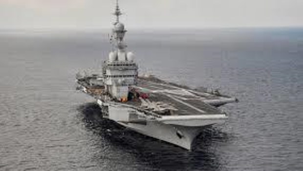 Más de la mitad de la tripulación del portaaviones francés Charles de Gaulle tiene coronavirus