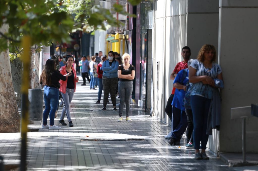 Cuarentena : qué actividades se retomarían despues del 13 de abril