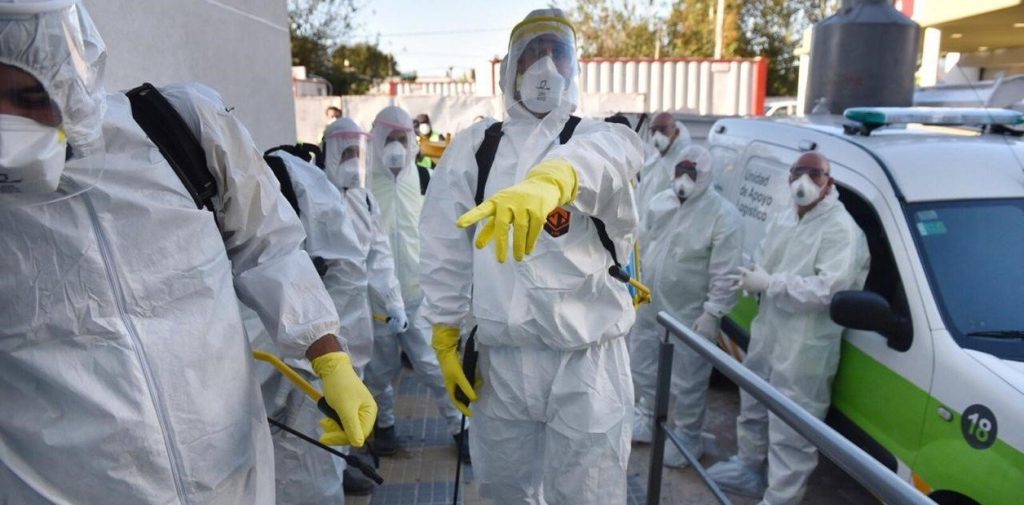 El 14% de los infectados por coronavirus en Argentina es personal de salud y hay tres fallecidos