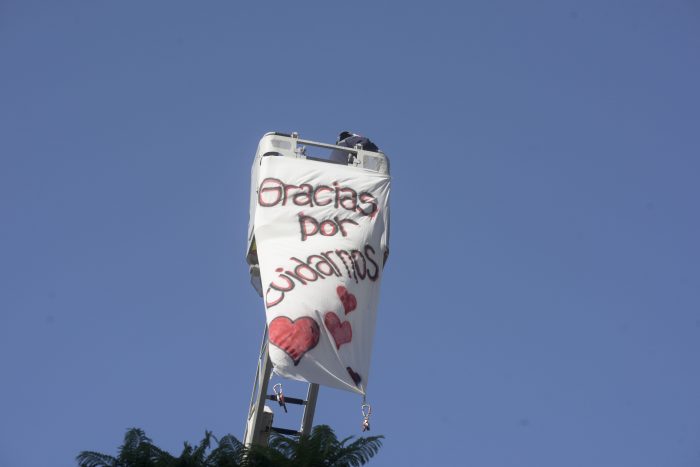 Bomberos Voluntarios de Mendoza homenajearon al personal de Salud que lucha contra el coronavirus