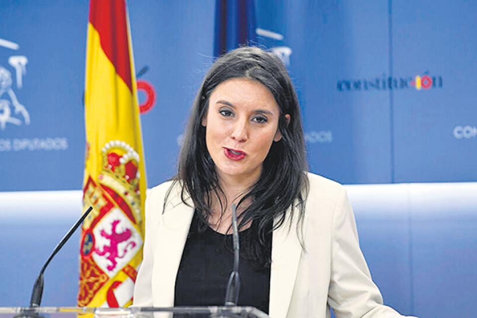 Ministra española: “El ejemplo de Argentina nos demuestra que sí se pueden construir alternativas”