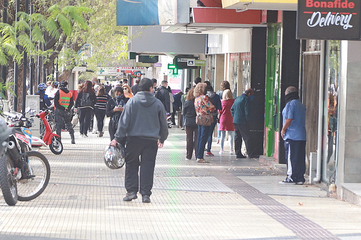 Más de 300 procesados en San Rafael  por violar el aislamiento
