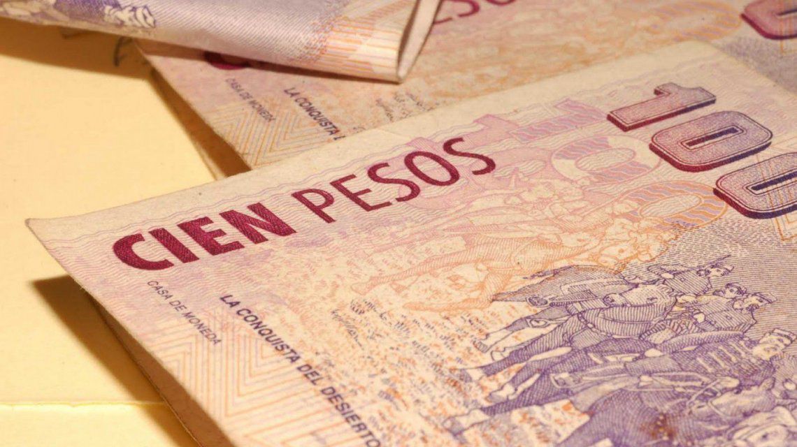 En busca de contener el dólar suben las tasas de los plazos fijos