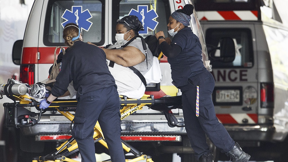 Crecen las dudas en EEUU sobre la reapertura tras el repunte de contagios e internaciones en 10 estados