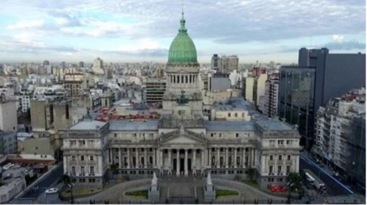 Se debatirá en el Congreso la constitucionalidad del DNU que autoriza al jefe de Gabinete a reasignar partidas presupuestarias